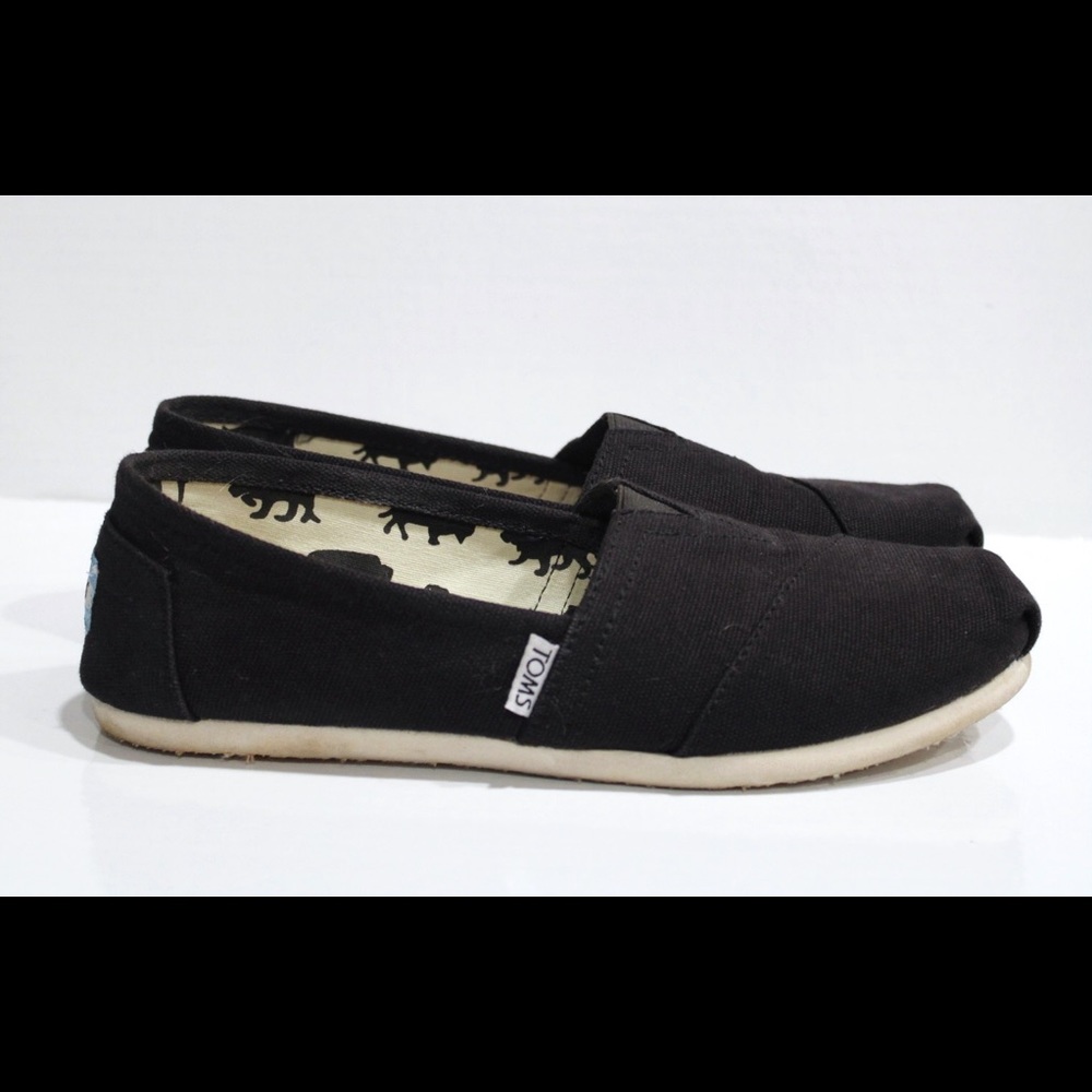 TOMS Black Canvas Classic Alparfata Slip-on Flats